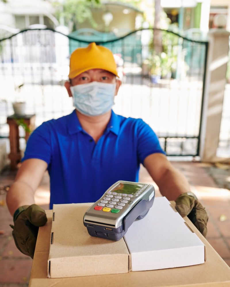 courier delivering food 1.jpg